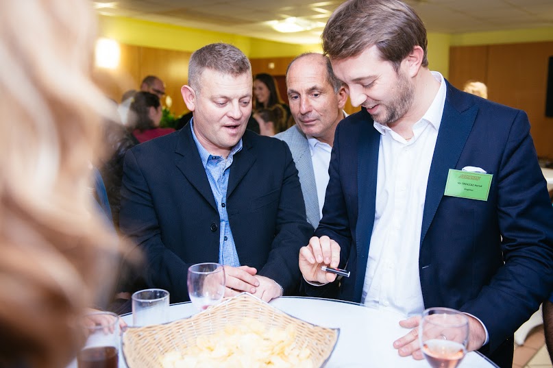 Hervé Troccaz, mentaliste en Ile-de-France lors d'une soirée d'entreprise à Paris