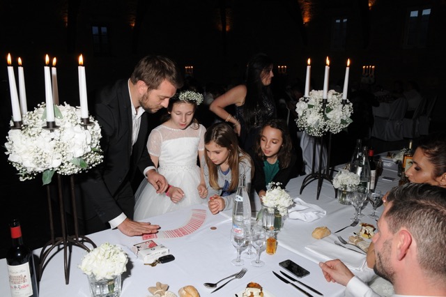 Hervé Troccaz, magicien en Ile-de-France lors d'un mariage à Paris