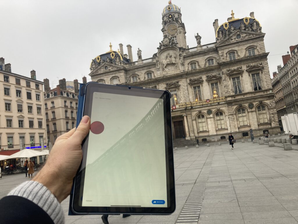 Magicien digital à Lyon Hervé Troccaz