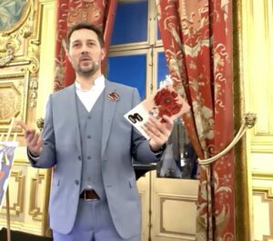 Hervé Troccaz, journaliste animateur à Lyon pour une soirée d'entreprise