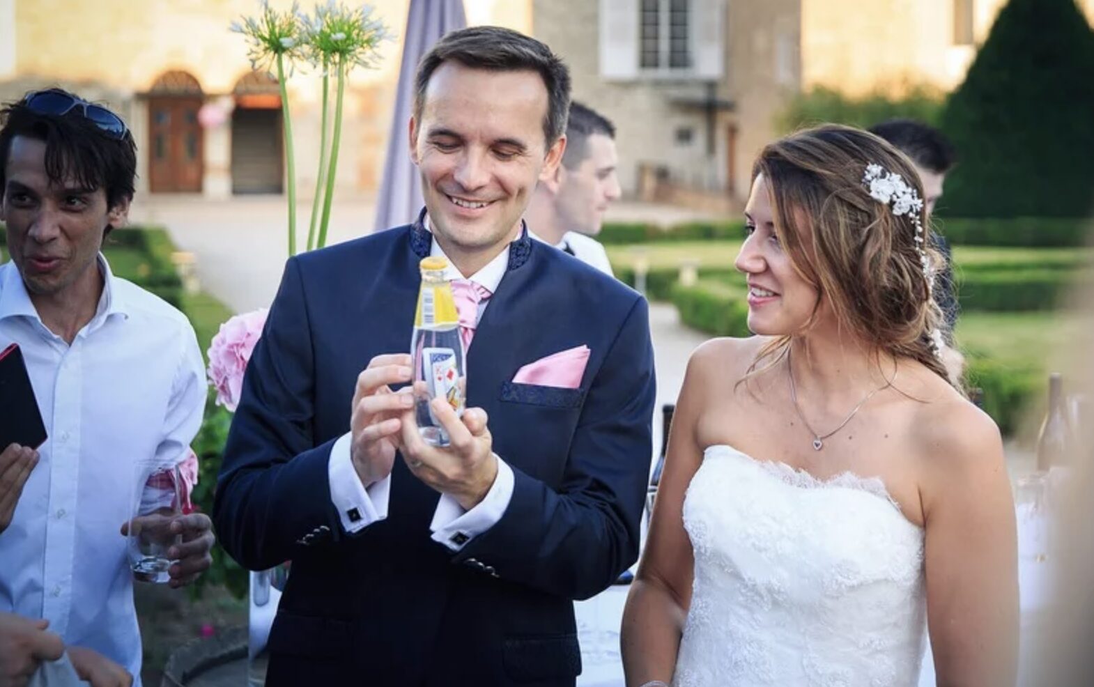 Hervé Troccaz, magicien close-up à Lyon lors d'un mariage