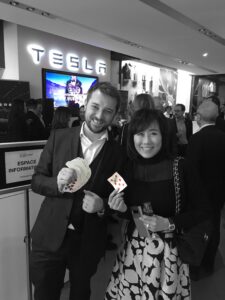 Hervé Troccaz, mentaliste à Genève lors d'une soirée Tesla